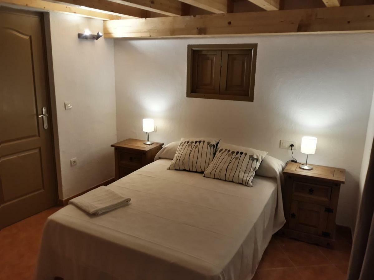Hostal El Rincon De La Vera Losar De La Vera Bagian luar foto